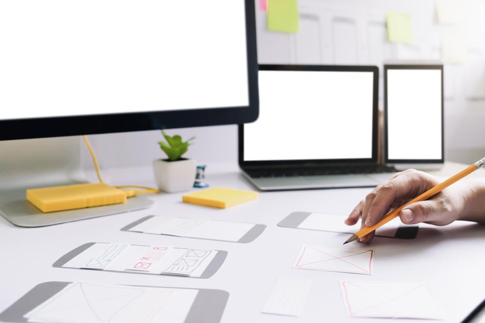 Clear Career Paths and Advancement Opportunities for Long-Term Commitment